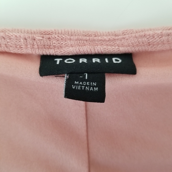 Torrid Pink Fit and Flare 3/4 Sleeve Ribbed Skater Dress Size 1 - Picture 2 of 12